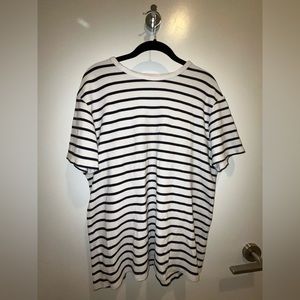 💛 bundle-$7 Men’s striped shirt- casual shirt